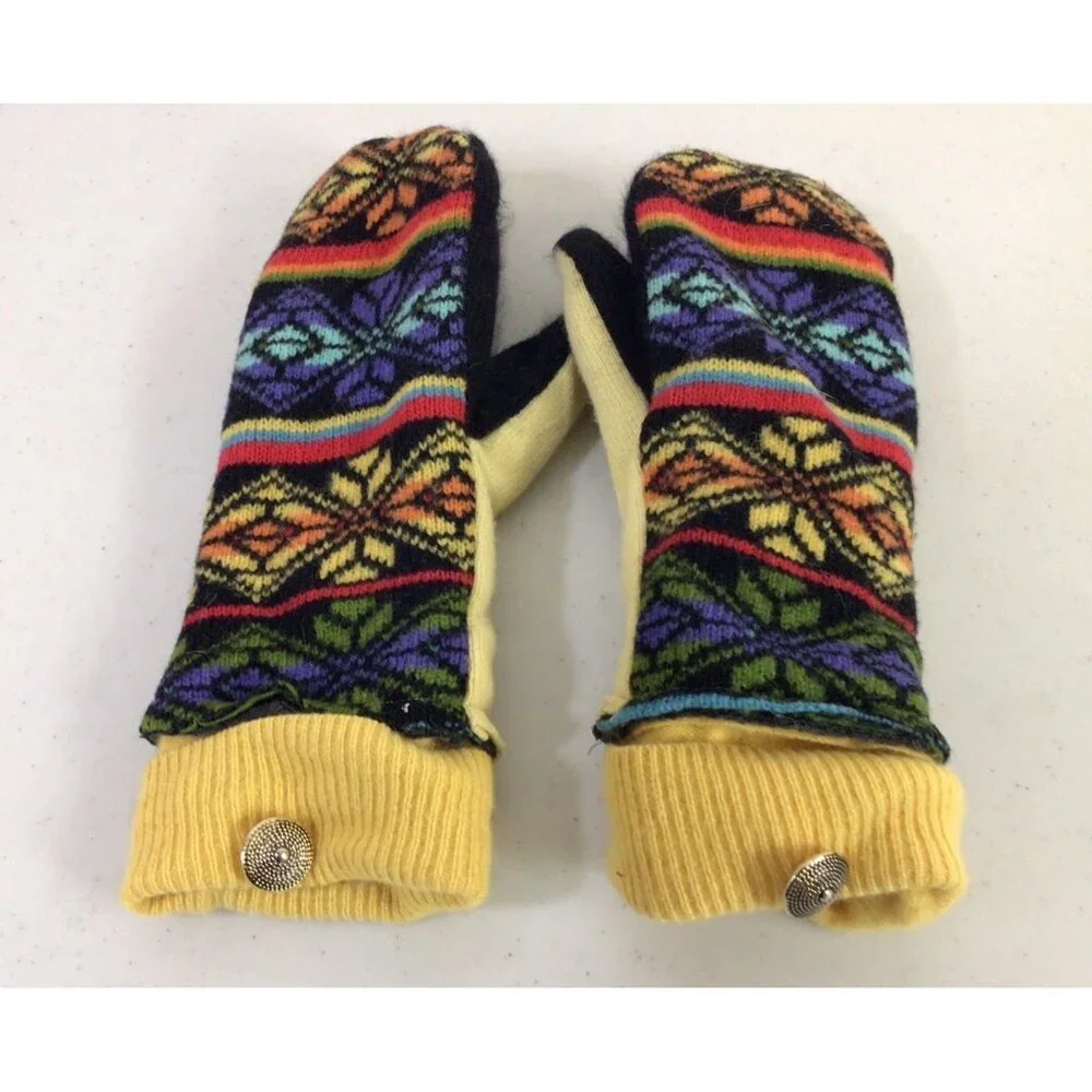 Handknit Wool Mittens Nordic Print Womens Medium